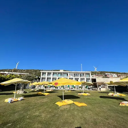 Life Point מלון Çeşme