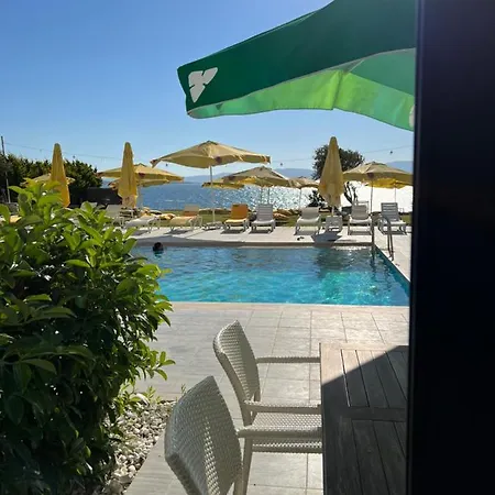 Life Point מלון Çeşme