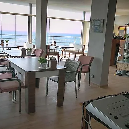 فندق Life Point Çeşme