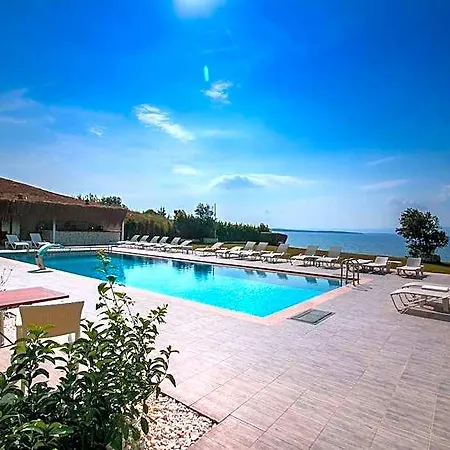 Life Point 3* Çeşme