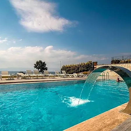 Life Point מלון Çeşme